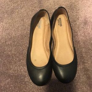 Mossimo Flats